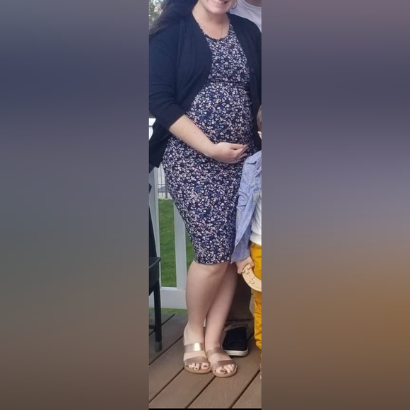 Maternity Bodycon Dress - Picture 4 of 4